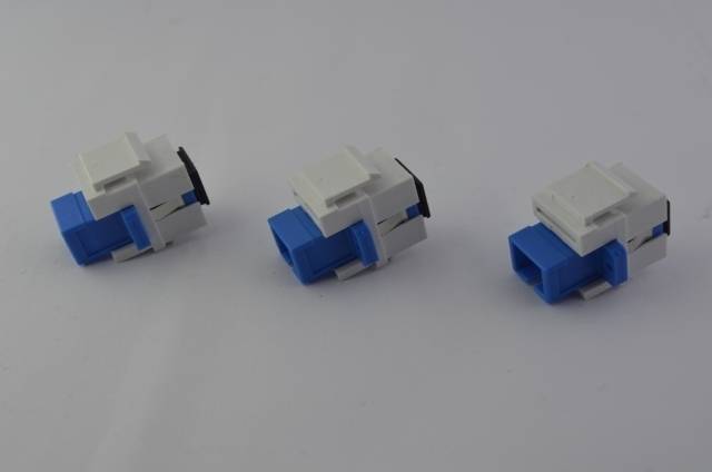 Simplex adaptor with shutter 3